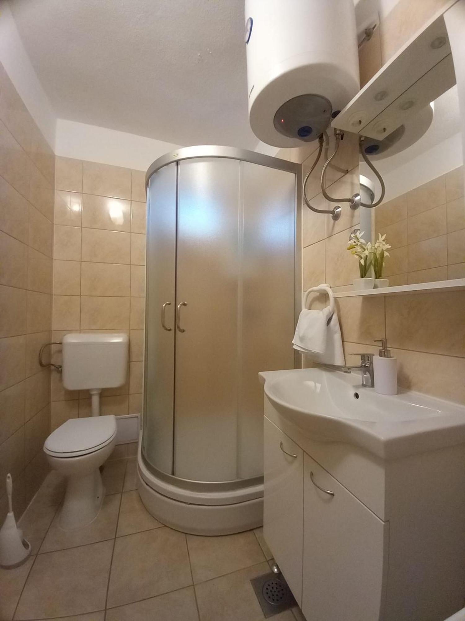 Apartman Marta Podstrana Værelse billede