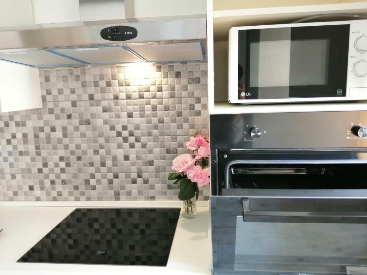 Apartman Marta Podstrana Eksteriør billede